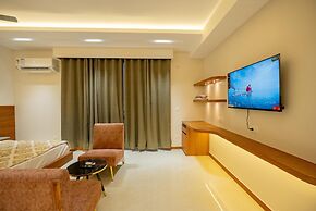 Onlystay DLF My Pad Gomti Nagar Suites