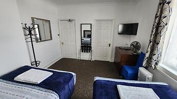 Gatwick Castle B&B