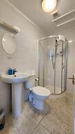Gatwick Castle B&B