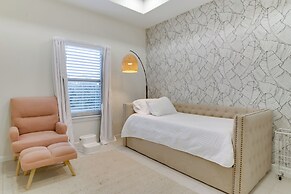 Private Pool & Gym! Winter Escape Near South Padre