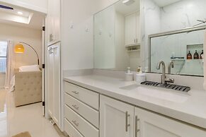 Private Pool & Gym! Winter Escape Near South Padre