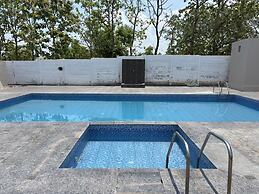 Breezy villa