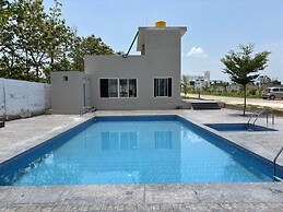 Breezy villa