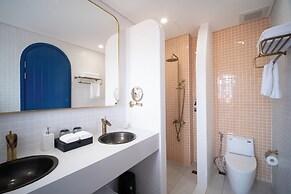 Tramonto Boutique Hotel