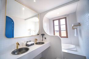 Tramonto Boutique Hotel