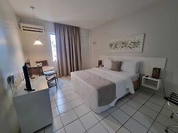 Tarik Fontes Plaza Hotel