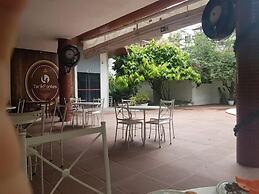 Tarik Fontes Plaza Hotel