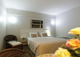 Tarik Fontes Plaza Hotel