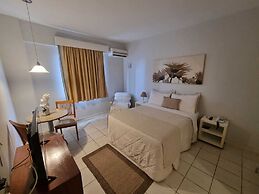 Tarik Fontes Plaza Hotel