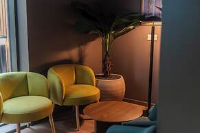 Destiny Student - Burnet Point