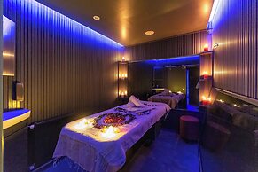 QUİ HOTEL & SPA