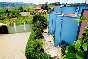 Westway Luxury Suites