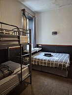 Pine Lodge Hotel