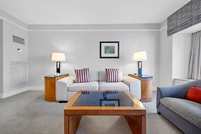 Four Seasons 1br Suite