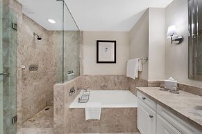 Four Seasons 1br Suite