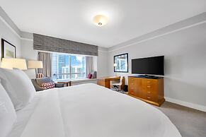 Four Seasons 1br Suite