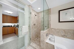 Four Seasons 1br Suite