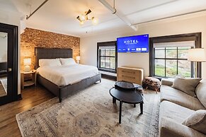 Hotel State College