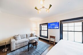 Hotel State College