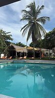 Itza BeachCluub & Bar