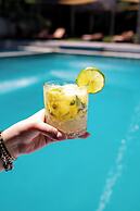 Itza BeachCluub & Bar