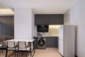 XIANG JI EXECUTIVE  APARTMENT