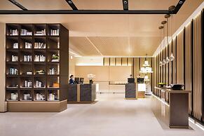 XIANG JI EXECUTIVE  APARTMENT