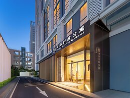 XIANG JI EXECUTIVE  APARTMENT