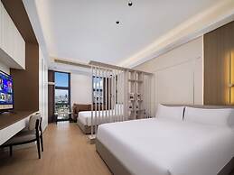 XIANG JI EXECUTIVE  APARTMENT