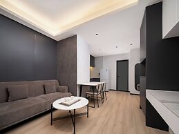 XIANG JI EXECUTIVE  APARTMENT