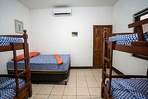 Salinas Beach house Monterrico