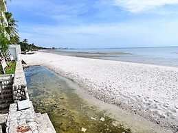 The Delfini Hua Hin