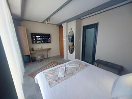 Queen Seagull Boutique Hotel