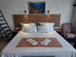 Queen Seagull Boutique Hotel
