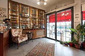 Queen Seagull Boutique Hotel