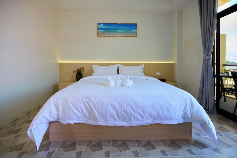Belau Almond Hotel