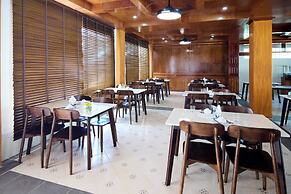 Belau Almond Hotel