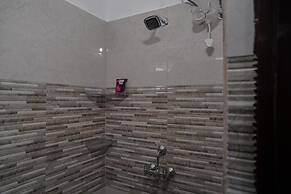 Karthikeya Guest Inn