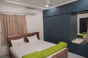 Karthikeya Guest Inn