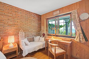 Honeymoon Love Retreat 1