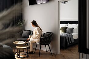 OLD TOWN Charm & Chic by Downtown Apartments