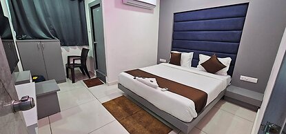Hotel S S Town