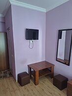 Hotel Nina