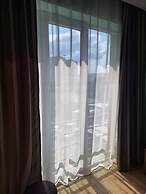 Hotel Nina