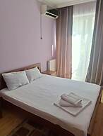 Hotel Nina