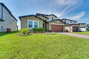 Pool Access: Family Gem w/ Views in St Cloud!