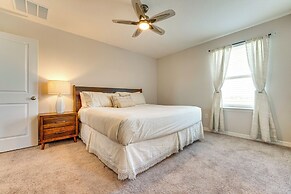 Pool Access: Family Gem w/ Views in St Cloud!