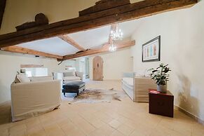 Château Saint Perret