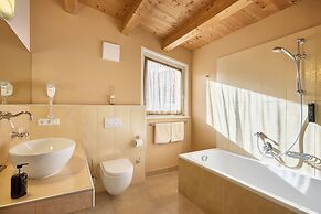 Dolomit Boutique Hotel
