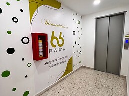 Park 66 Apartaestudios